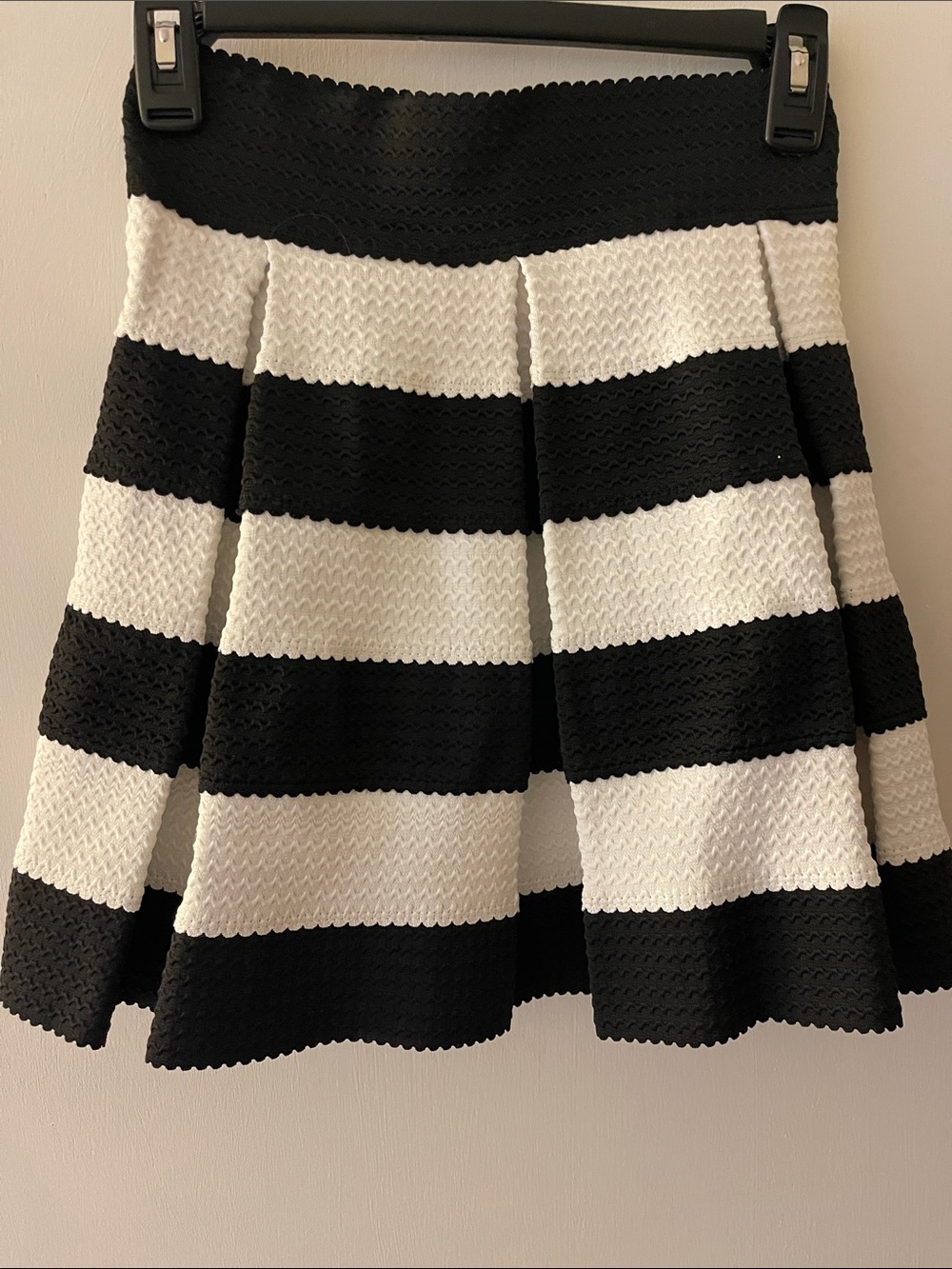 Touch Me Black & White Striped Pleated Skirt - Flared